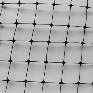 Сітка універсальна чорна 1,0*50 м. Комірка 30*35 мм